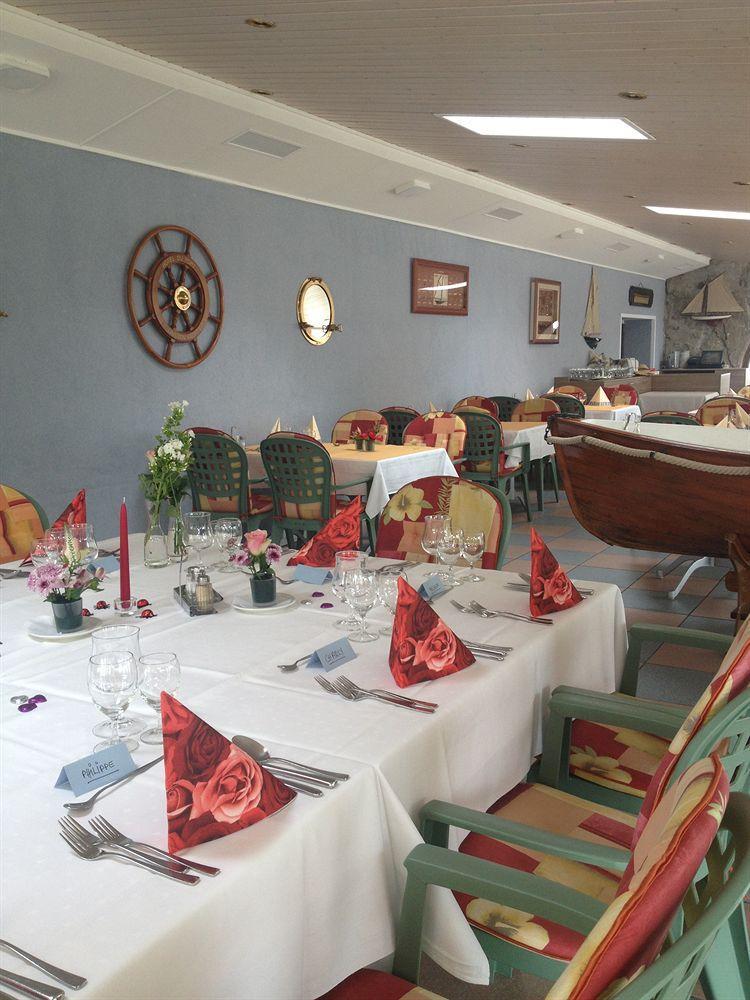 Hotel Du Port - Free Parking - Breakfast Included Estavayer-le-lac Luaran gambar